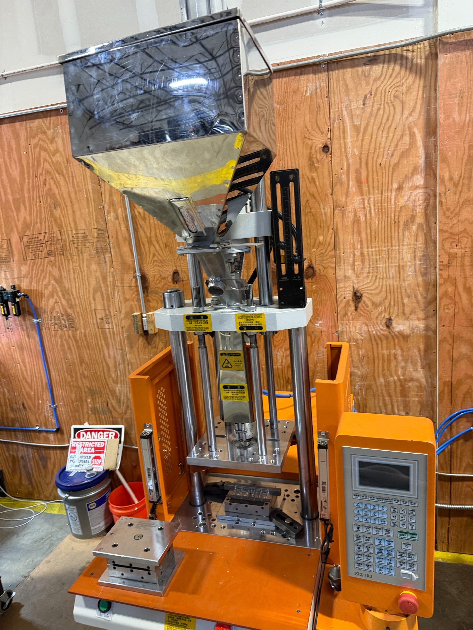 Stamping machine